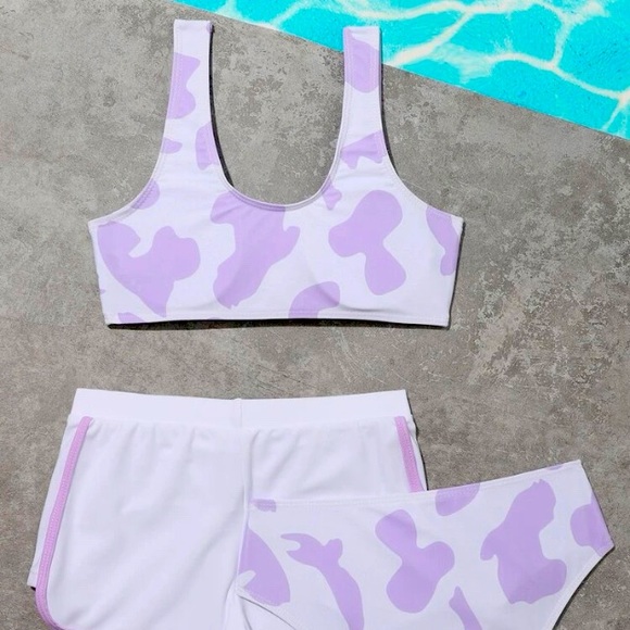 Woman’s Swim suite - Picture 2 of 2